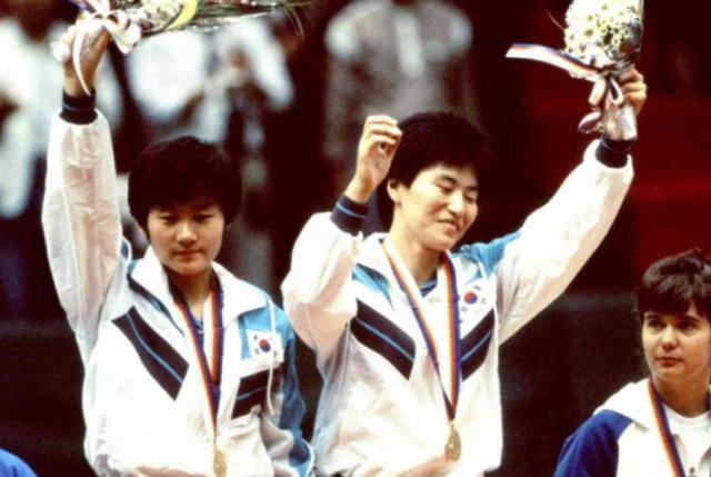 世乒赛：中国队34年没丢女双冠军！34年前输给谁，你认识吗？(2)