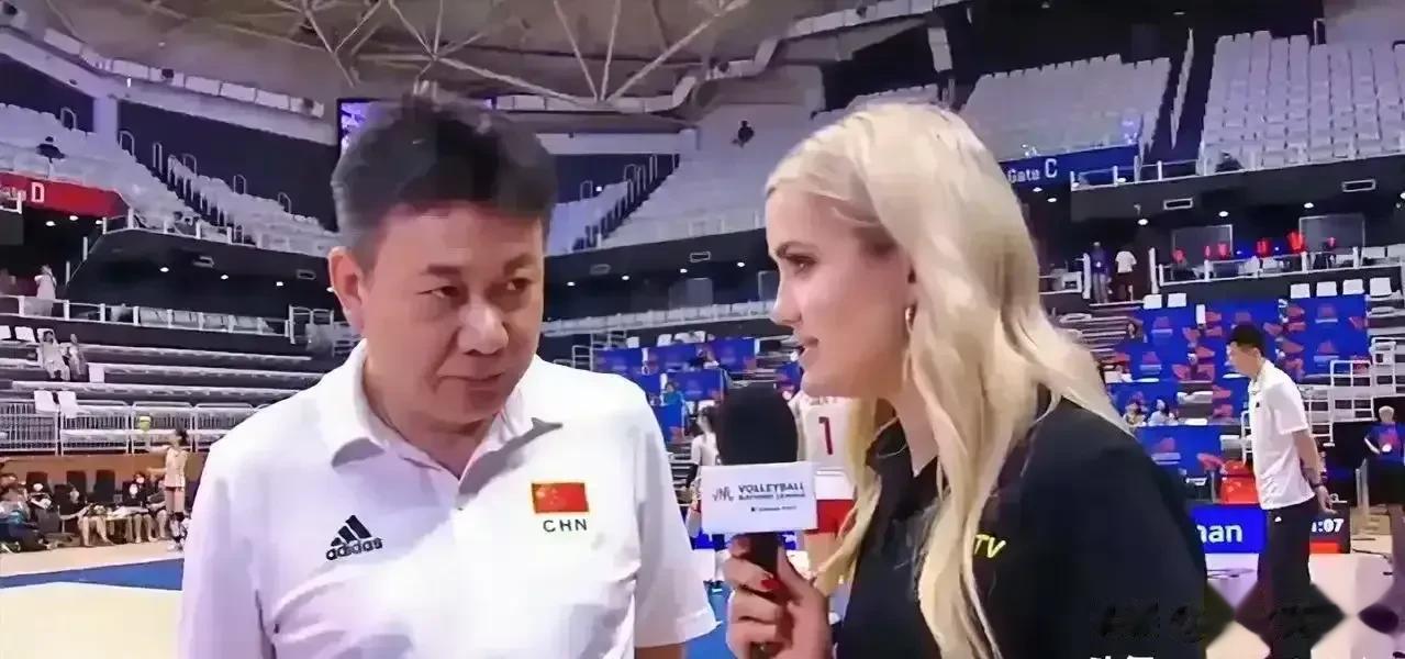 中国女排3:1巴西，但主教练蔡斌仍然对两人不满

1、王云蕗
“赛前我告诉她网前(1)