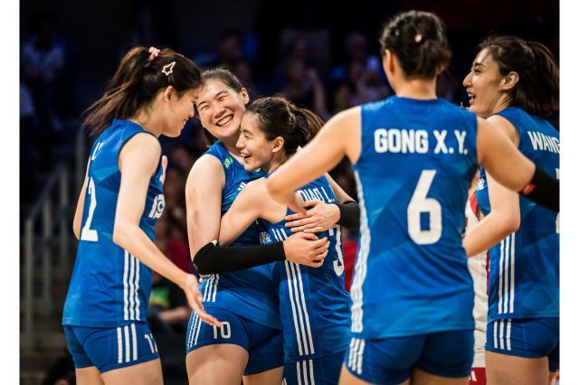 中国女排横扫波兰，晋级世联赛决赛！(1)