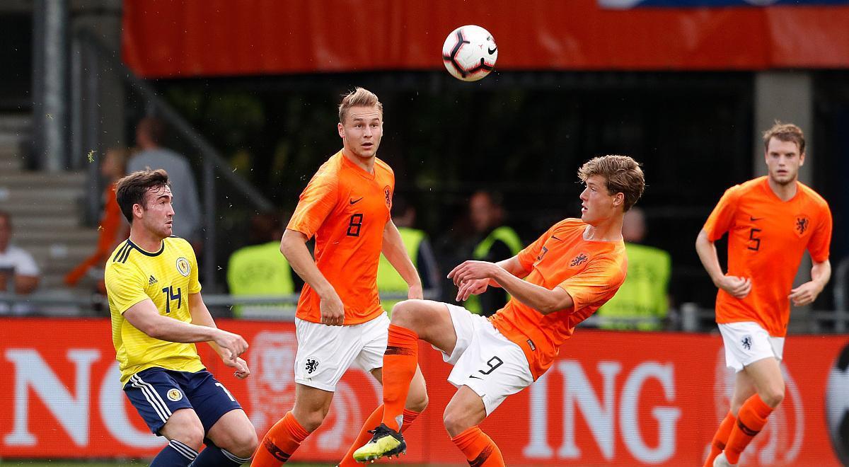 荷兰全主力出击，面对希腊能否迎来一场大胜局面？(3)