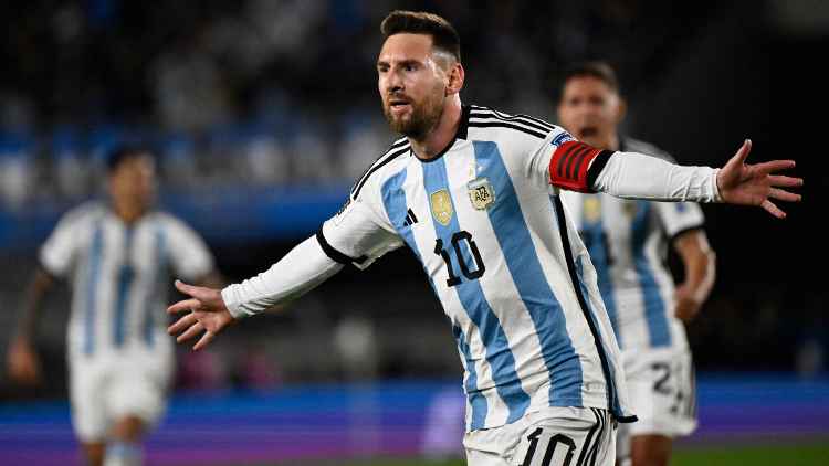 阿根廷队能继续依赖梅西多久！(1)