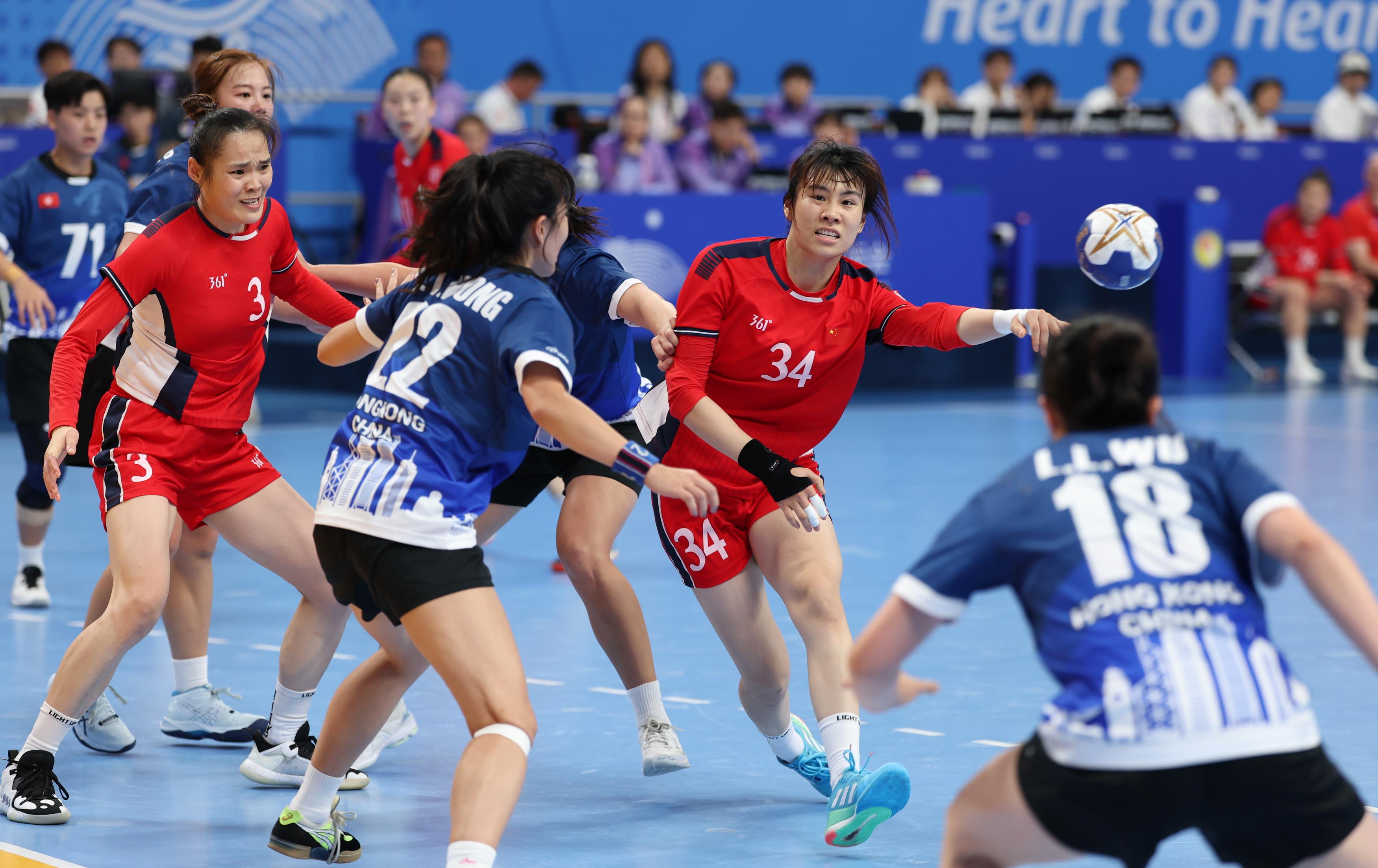 女子小组预赛：中国队战胜中国香港队(1)