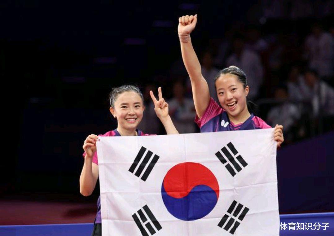 这么爱韩国吗？31岁华裔乒乓名将高举韩国国旗，网友：让人心酸(3)