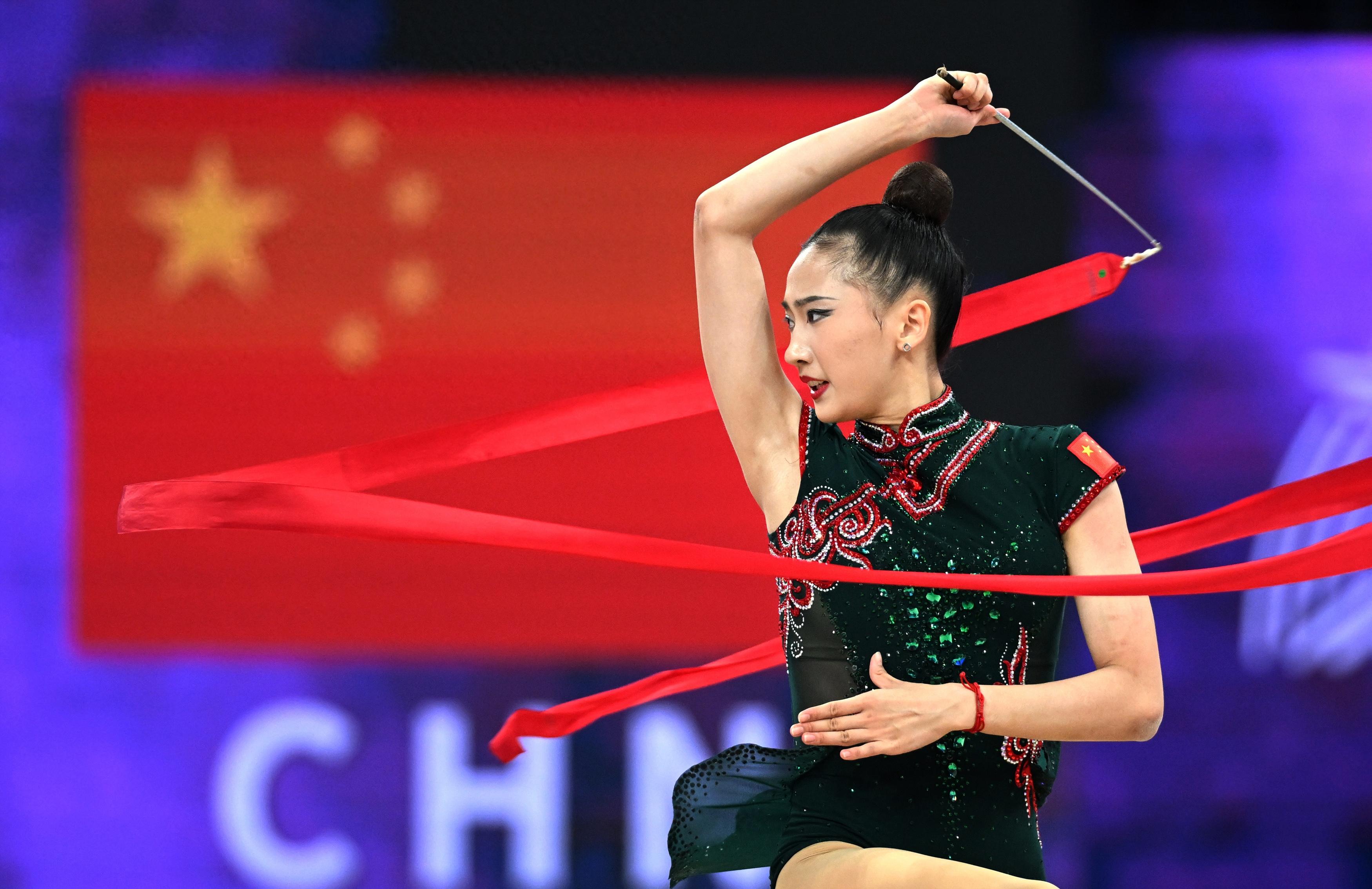 中国艺术体操队亚运个人团体摘铜，王子露赵雅婷进个人全能决赛(1)