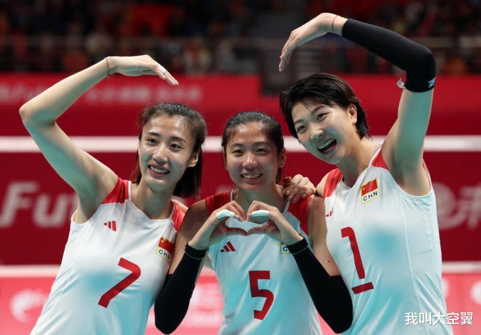 亚运会中国女排横扫日本原因揭晓！球迷第二次发声，这回说了真话(3)