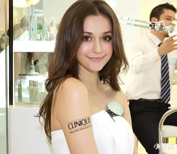 乌克兰最美冠军瑞莎：退役成模特，嫁中国大叔生2娃，如今怎样了(11)