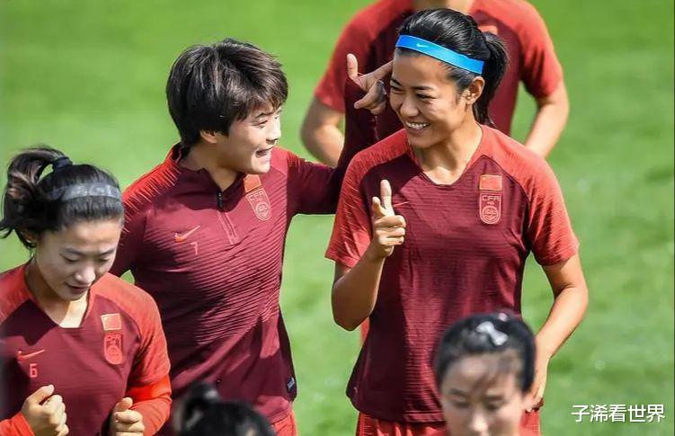 早上6点！中国女足传喜讯：功勋队长做出难得表态，球迷齐声点赞(4)