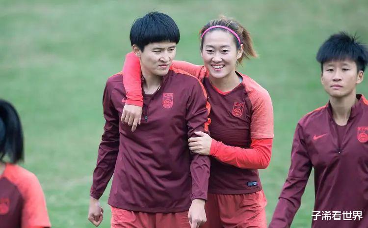 早上6点！中国女足传喜讯：功勋队长做出难得表态，球迷齐声点赞(5)