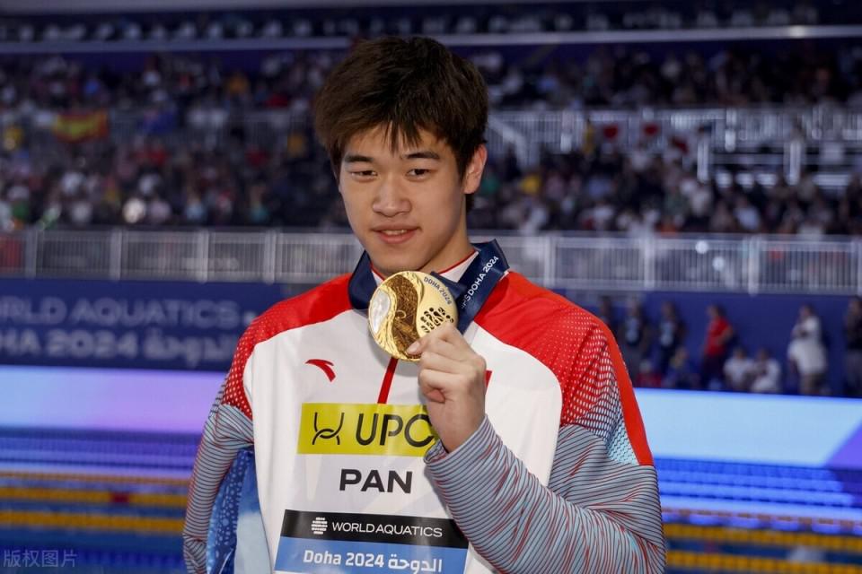 18人，创历史新高！新时代中国泳军冠军云集，巴黎奥运有望新突破(1)