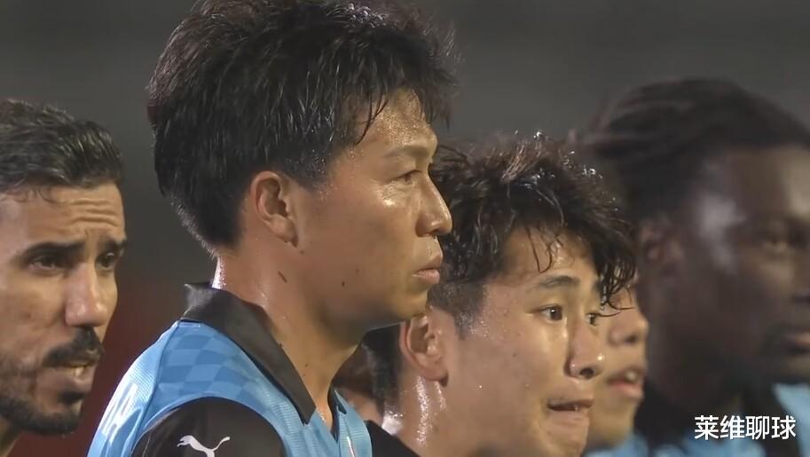 喜欢败人品！泰山打脸日本冠军，全队面如死灰，教练当场楞在原地(3)