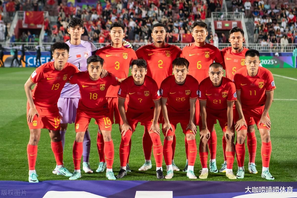 惨案！中国队0-8大败，最后20分钟被对手轰5球，欧洲热身赛开门黑(1)