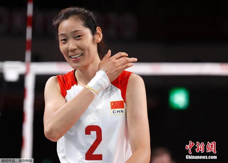 国际排联透露：朱婷入选中国女排世联赛23人名单(2)
