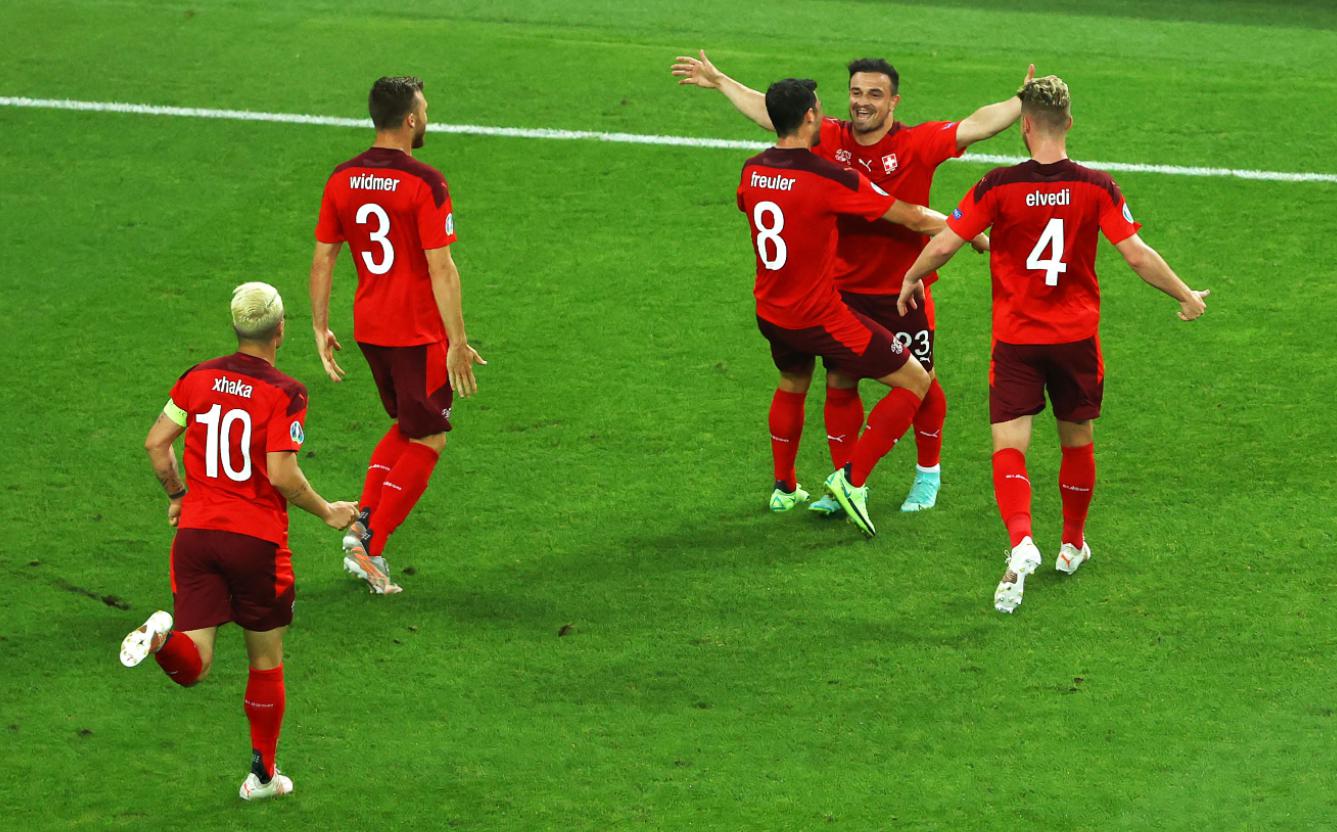 瑞士3比1大胜土耳其 本场比赛利物浦是最大赢家 多赚了1000万英镑(4)
