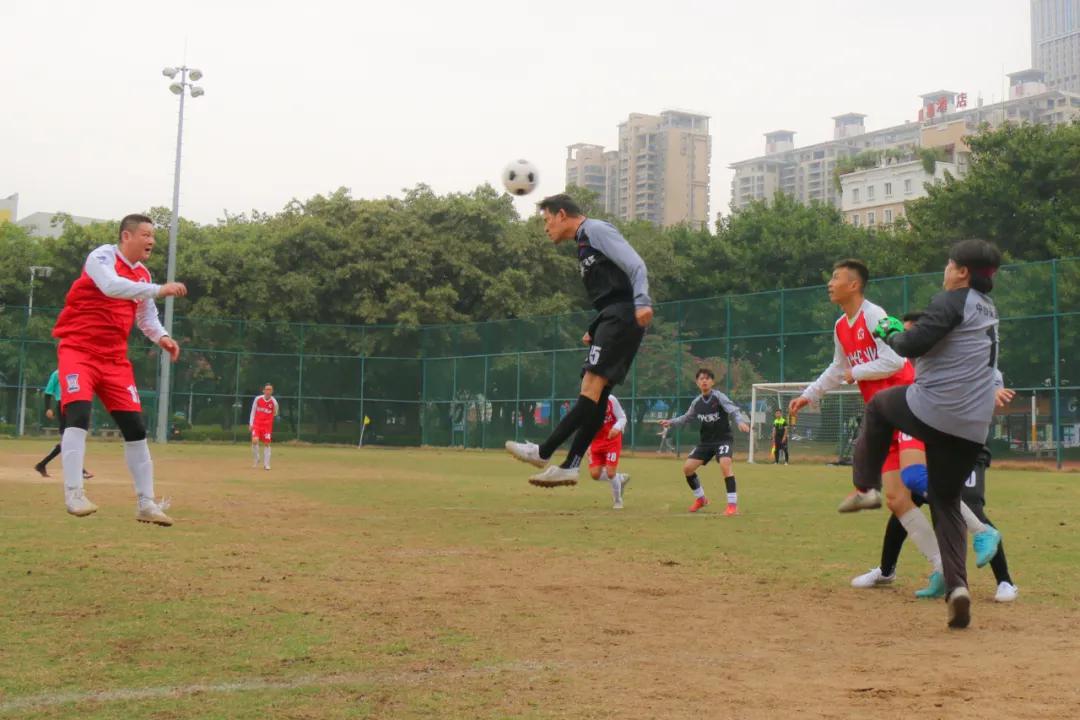 足球无界限，公益献爱心！2022年中山东区首届慈善足球赛正式开赛(25)