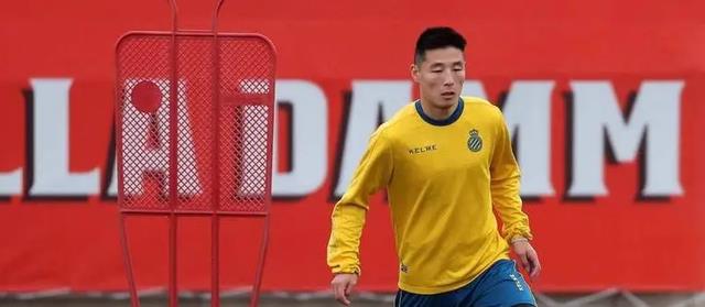 西班牙媒体正式确认！恭喜中国足球，恭喜武磊，他夺回首发有戏了(5)