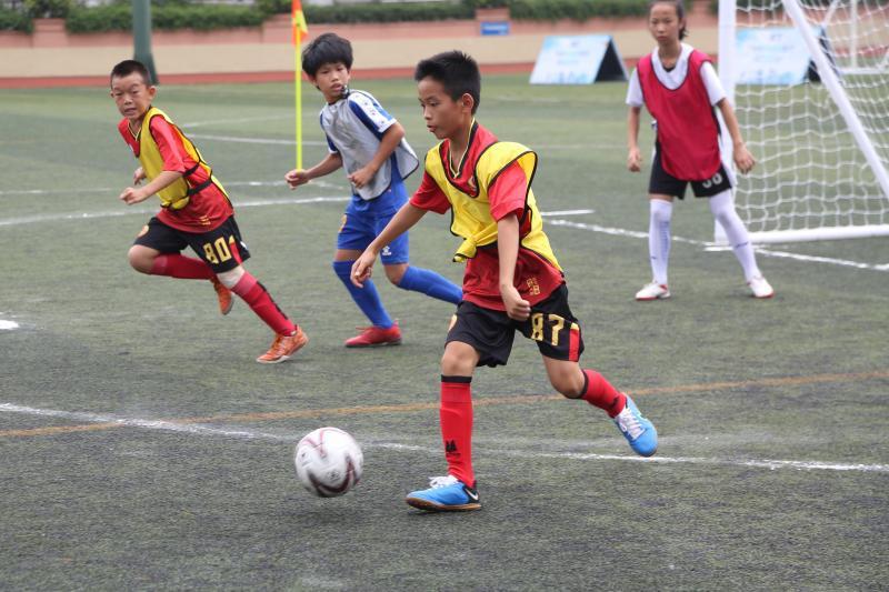 广州越秀区校园足球各具特色，多管齐下成效显著(3)
