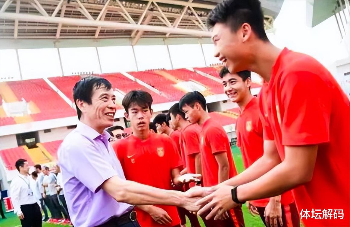 92分钟4-3绝杀，16岁中国足球小将扬威欧洲，早日接班巨星武磊！(3)