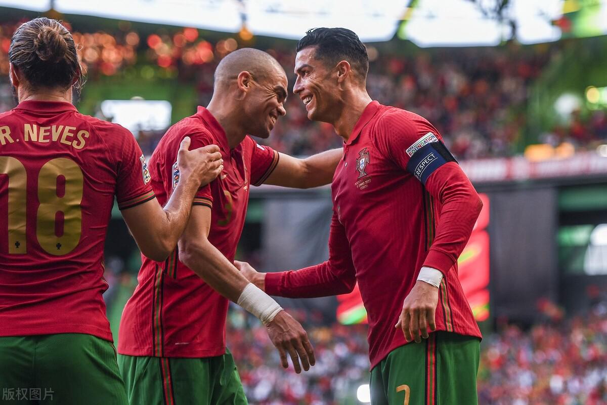欧国联最新积分战报 C罗造3球葡萄牙大胜登顶 西班牙绝平连场不胜(2)