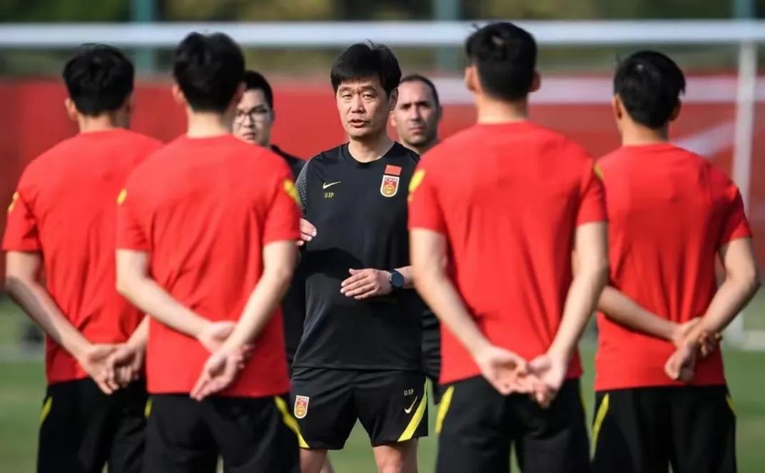 中国男足优秀年轻球员数量众多 我们需要好的平台去锻炼球员实力(11)