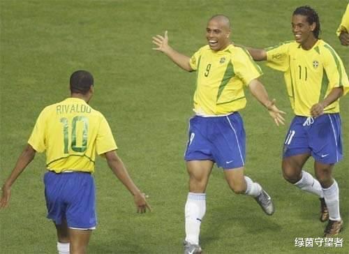 如何评价2002年世界杯的巴西队？听说罗纳尔多是大腿球星？当真？(8)