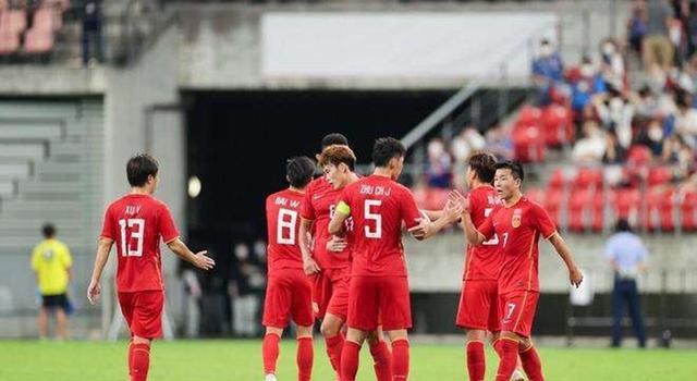 0：3到0：0！中国男足终于长舒一口气，末轮稳了，剑指三大目标！(7)