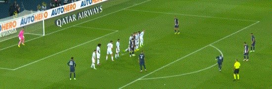 【法甲】梅西任意球 姆巴佩替补绝杀 巴黎2比1胜(2)