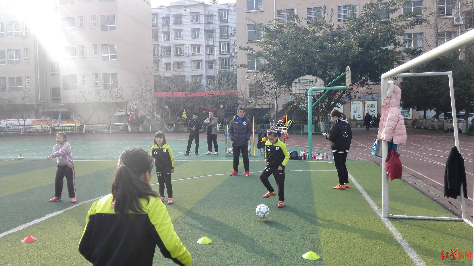 深度｜载入中国女子足球改革发展方案全国推广，“江油校园女足模式”如何炼成？(8)
