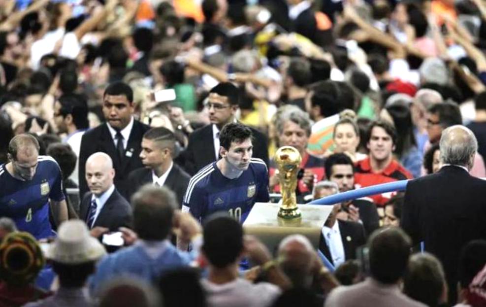 阿根廷冲击冠军！老马神迹36年后，梅西掀起潘帕斯风暴(8)