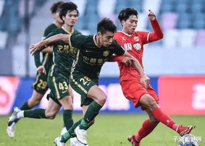 北京媒体曝出争议猛料，中国足球遭打击，球迷吐槽：中超还有救吗(1)