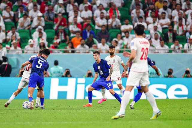 跪地痛哭！伊朗神锋连续2届世界杯错失读秒良机，放生葡萄牙+美国(6)