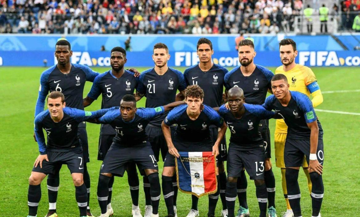 巴西法国已无冠军相，近十届世界杯，没有冠军在小组赛输过球！(2)
