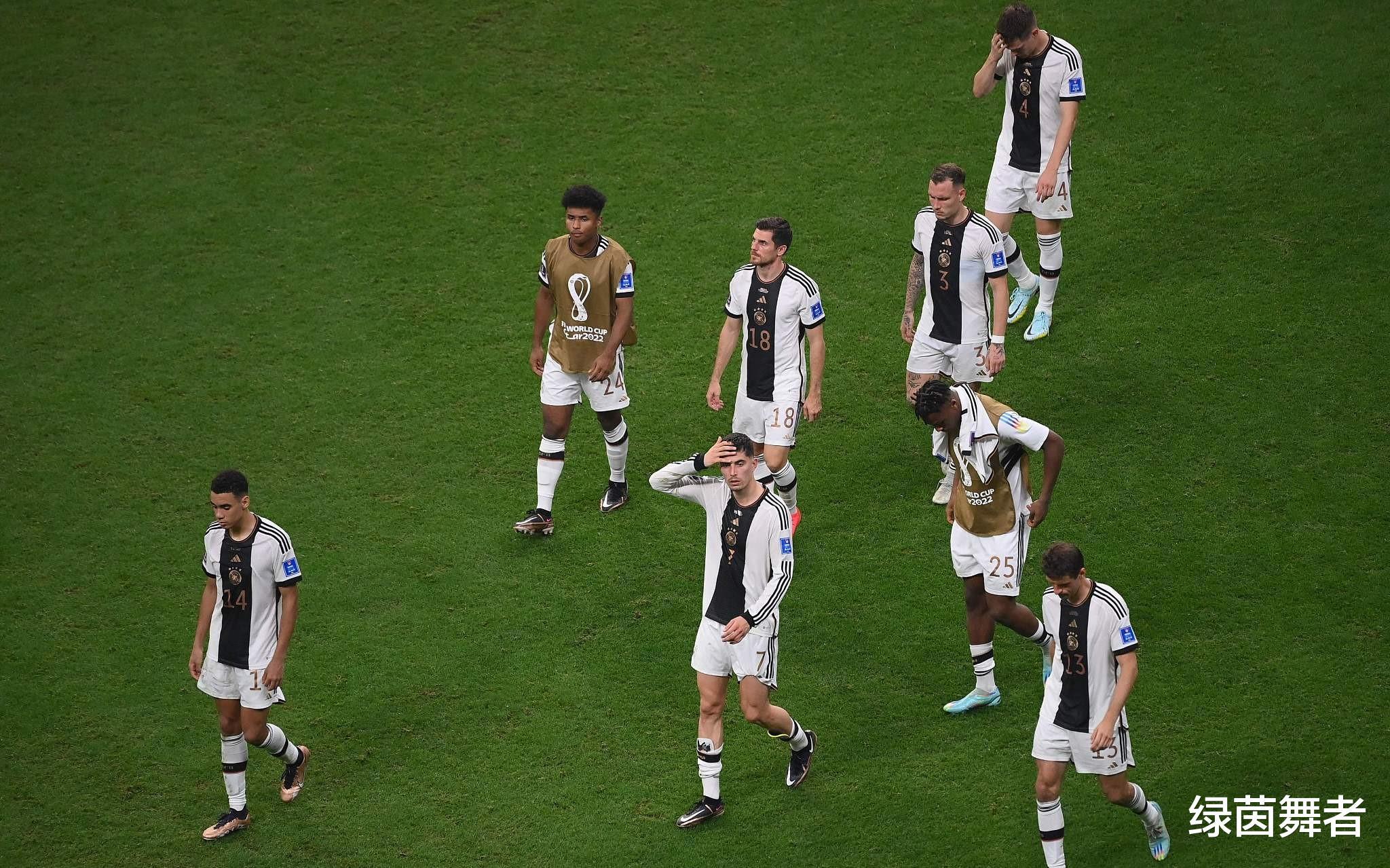 世界杯出局后，德国队乱了！领队被炒+2功勋退出，主帅接近下课！(2)