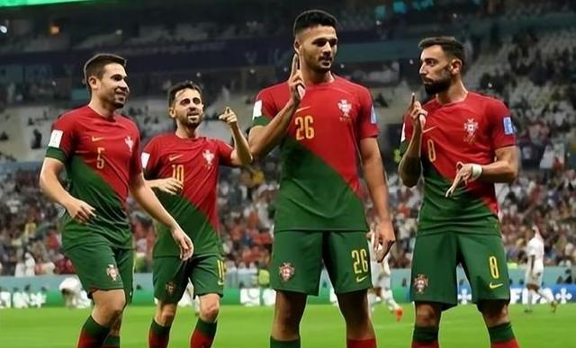 世界杯最后一场18决赛葡萄牙队61淘汰瑞士队，4强格局呼之欲出！(3)