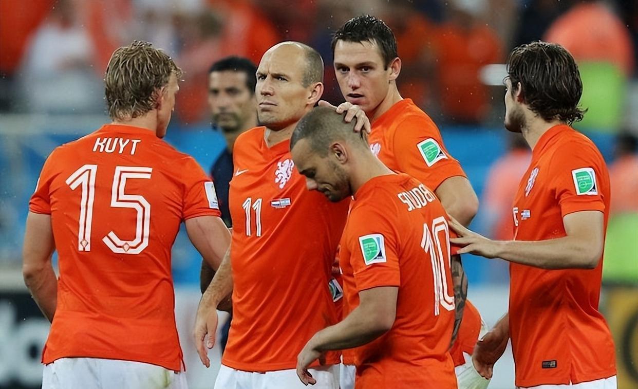 世界杯8强阿根廷对荷兰：每次对碰都是经典，冰王子一射成传奇！(5)