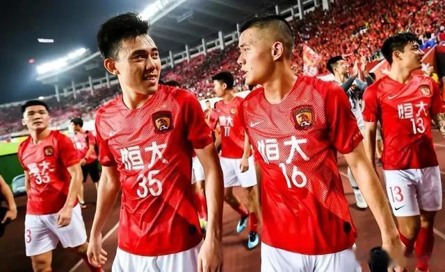 恒大的“落幕”谁的错？谁为中国足球的后退来买单？(3)
