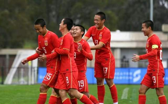 U17国足与U20国足压力都不小 勇敢面对强队展现中国足球希望(2)