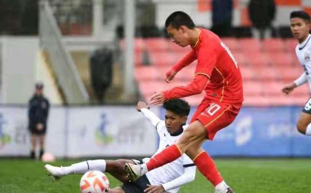 U17国足与U20国足压力都不小 勇敢面对强队展现中国足球希望(5)