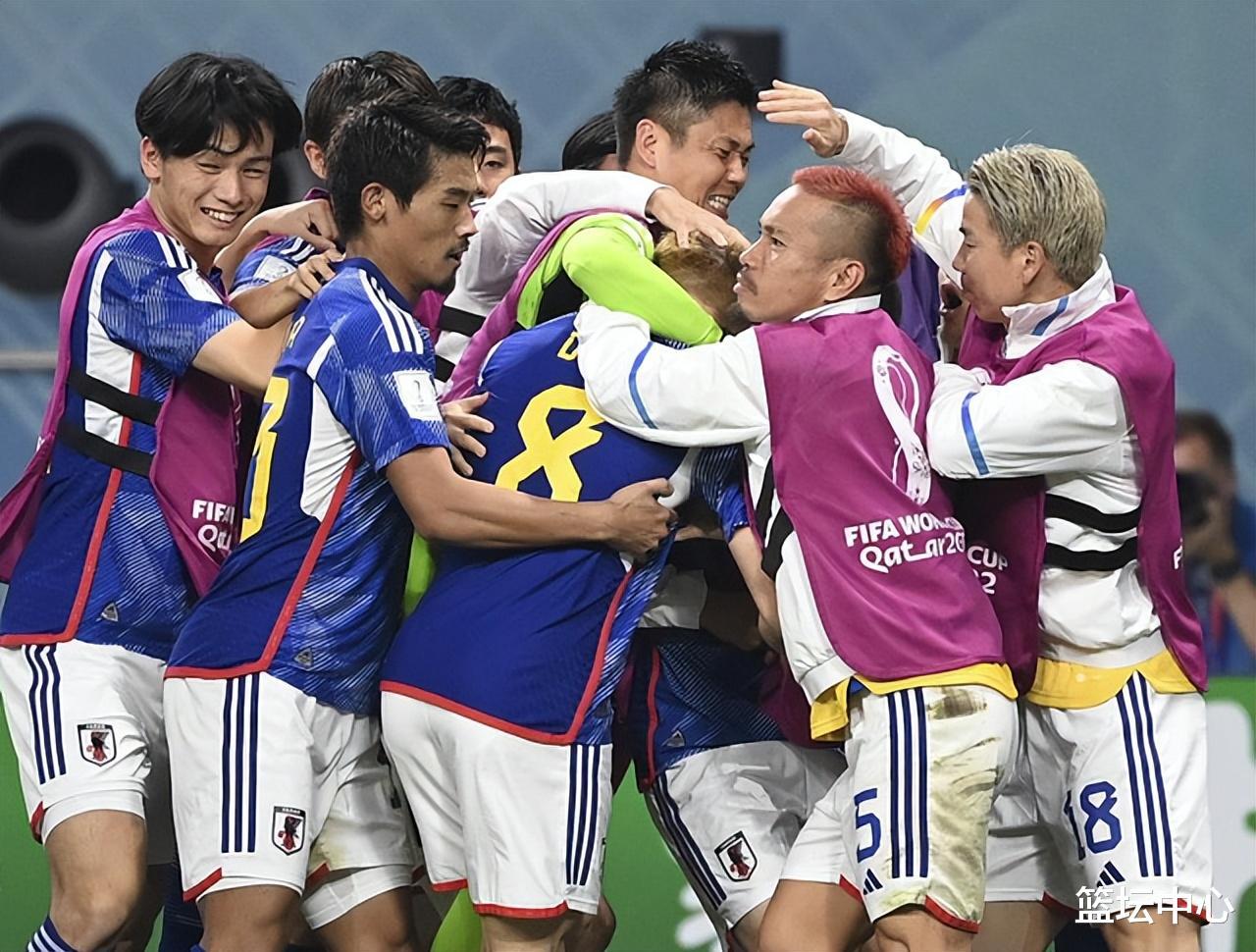 日本队下届世界杯目标出炉，不是八强，森保一让球员苦练点球(3)