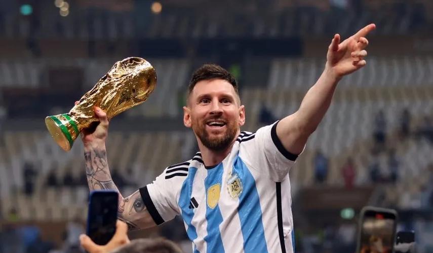 阿根廷跃居FIFA排名第一，六年首次，巴西排第三，国足第81(2)