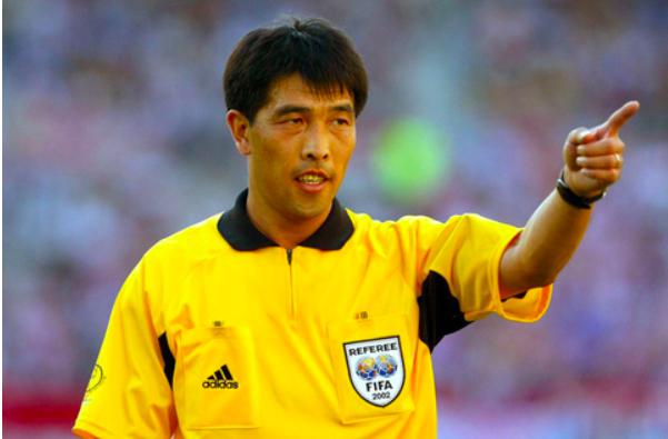 韩日世界杯回顾，克罗地亚VS墨西哥，首张红牌出自中国裁判之手？(5)