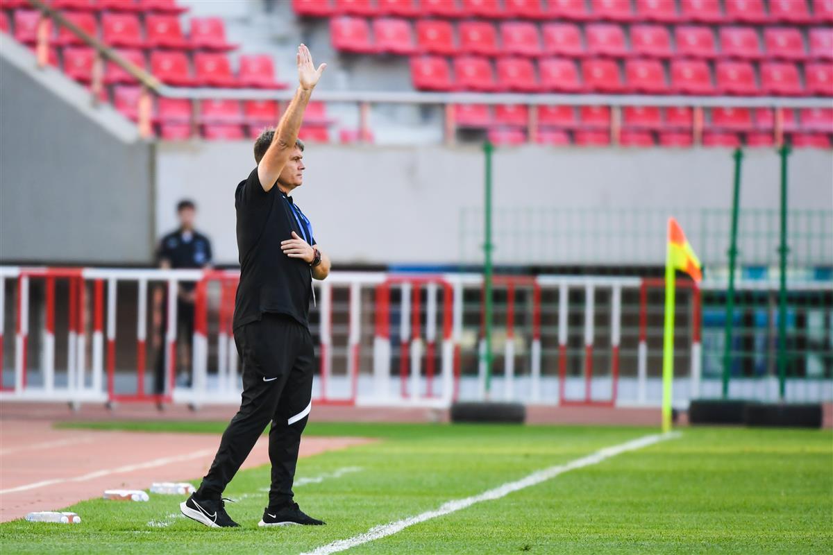 武磊VS阿齐兹，武汉三镇队迎来新赛季首战(2)