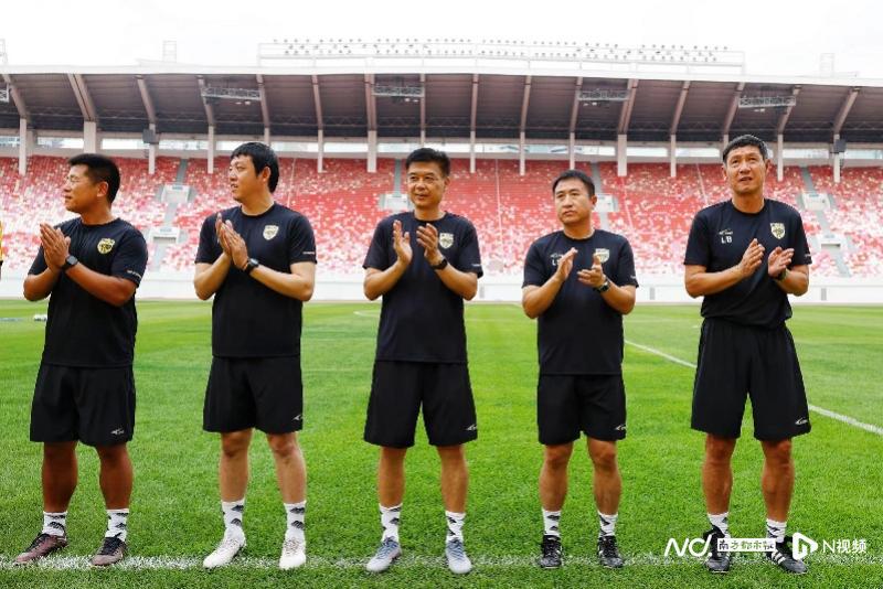 多图直击黄色旋风袭天体，广州影豹足球俱乐部举行成立仪式(5)