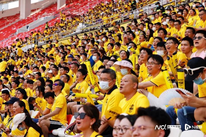 多图直击黄色旋风袭天体，广州影豹足球俱乐部举行成立仪式(9)