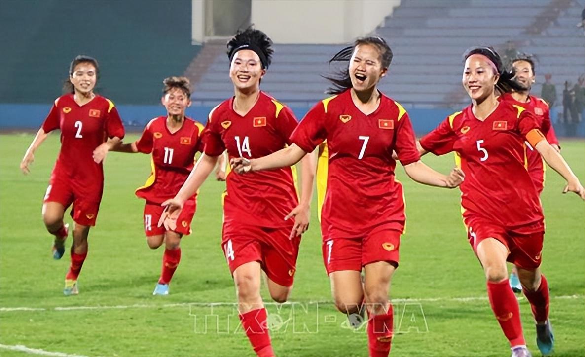 中国女足爆发！5球痛击小组鱼腩球队，5轮比赛攻入26球，提前出线(6)