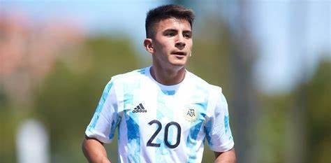 AC米兰引援看中阿根廷国脚新星，已与球员展开正式接触(2)