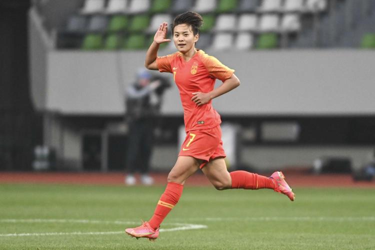 FIFA列中国女足值得关注的5位球员：王霜、张琳艳、沈梦雨在列(1)