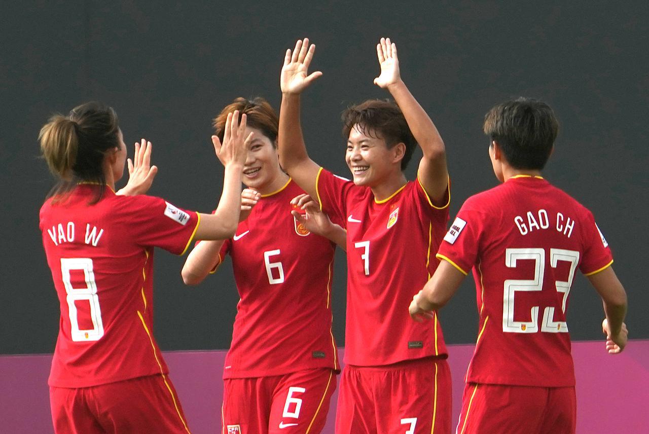 女足世界杯已经拉开战幕，今天晚上8点，中国女足即将登场亮相！
中国足球的话题又一(1)