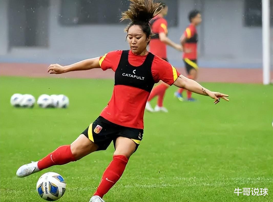 里皮：本次女足世界杯，中国女足想进入16强，必须依靠这两位球员(1)