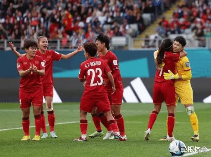 0-2，世界杯首支出局亚洲球队诞生：2连败、丢5球、一球未进(1)