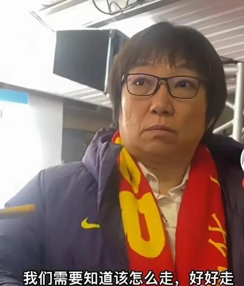 昨天之于中国女足姑娘，两件事令人深思：一件事是上下左右各界瞩目的中国女足世界杯1(5)